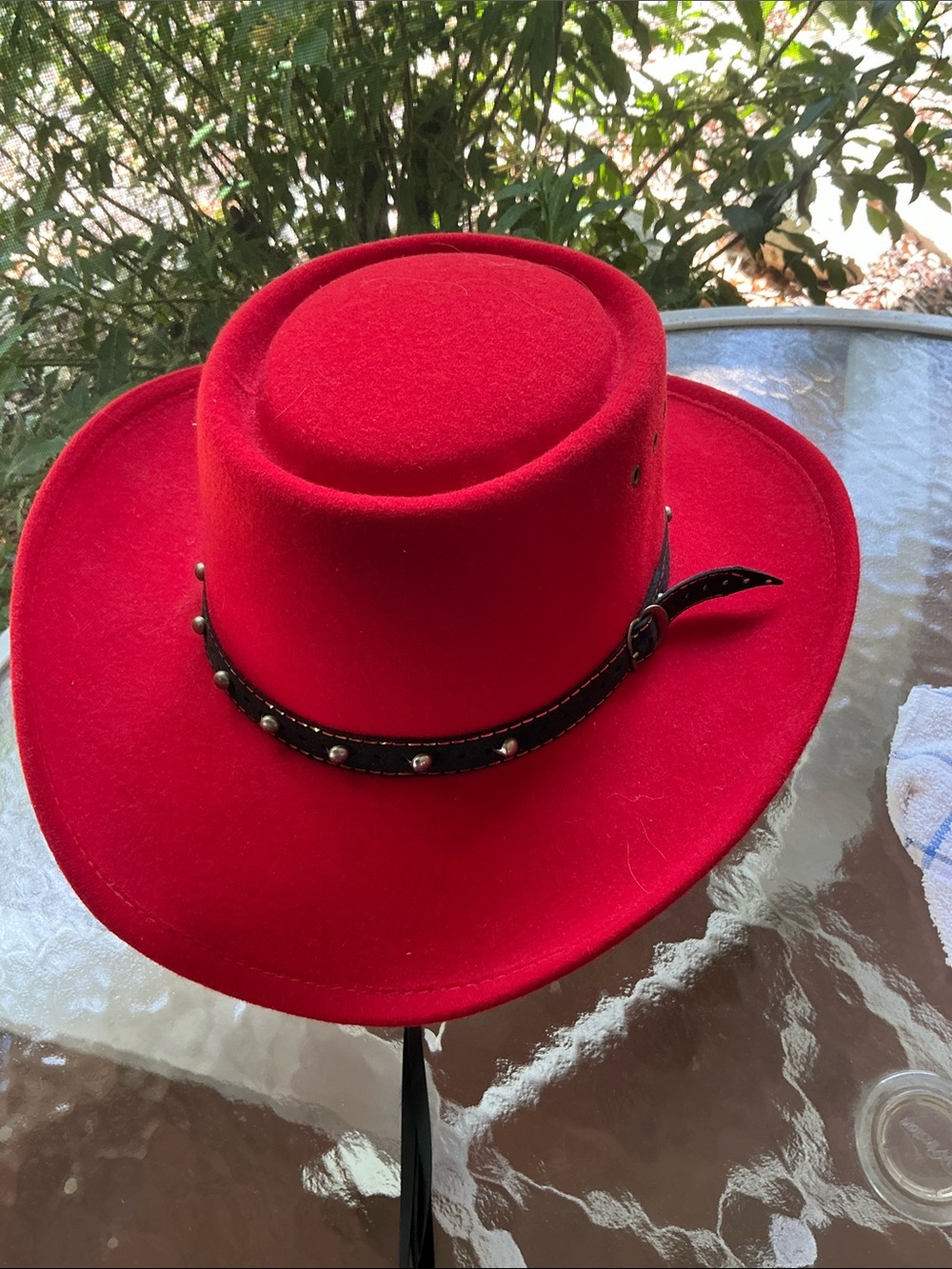 Western Express Inc Women’s COwBOY Hat  Red W/ Brown Studded Strap Size 7 1/4 - Picture 2 of 6